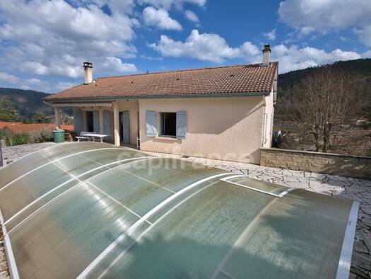 Maison de plain-pied à vendre 259 000 € 5 pièces 3 chambres 90 m² 2 460 m² de terrain Aurec-sur-Loire 43110