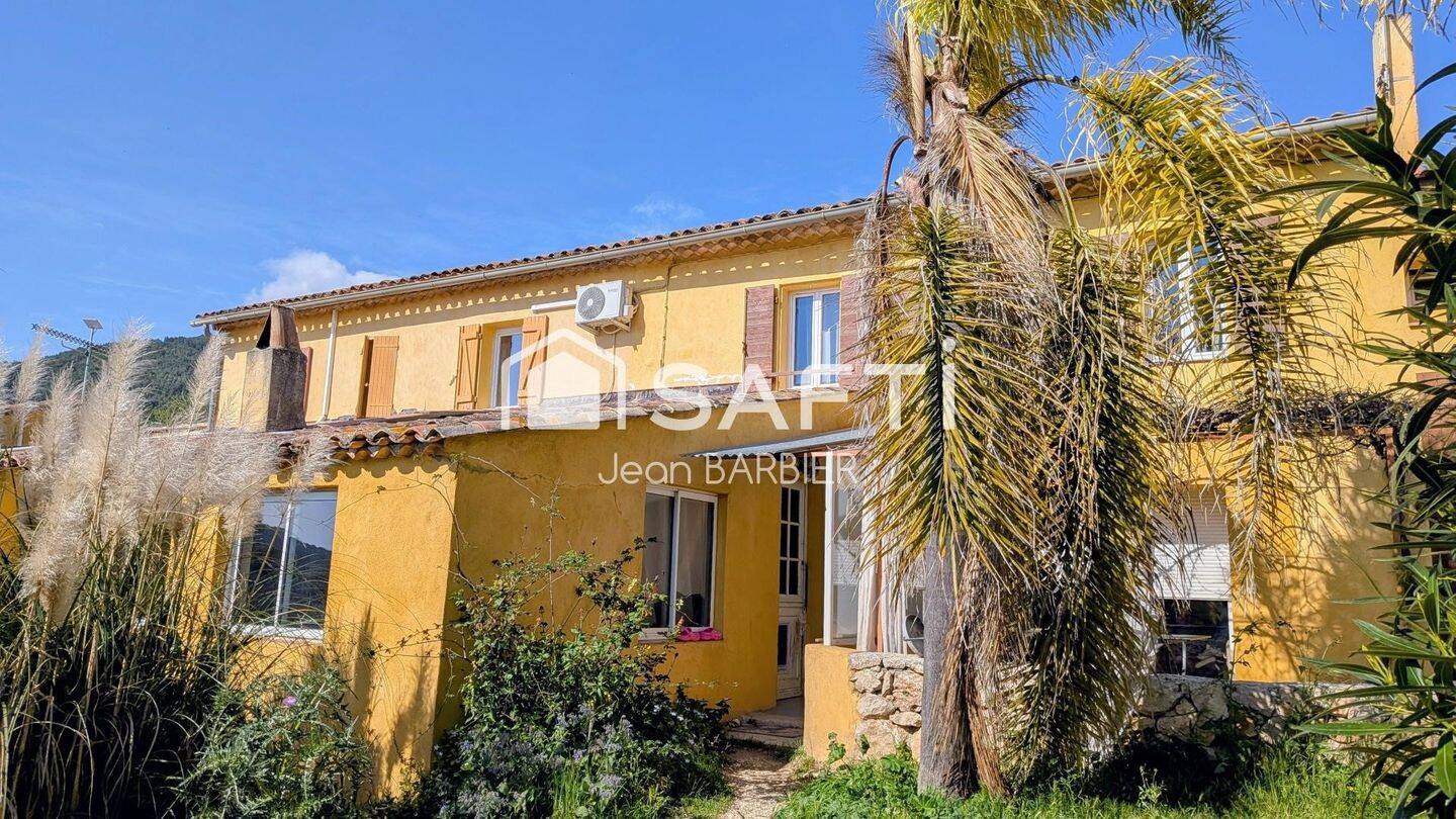 Maison 7 pièces 163 m² · à Sanary-sur-Mer · 163 m² · 770 000 €