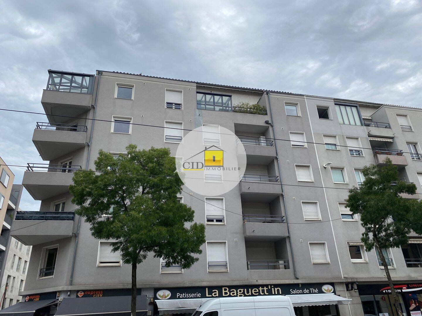 Appartement 3 pièces 63 m² · à Bron · 62,7 m² · 1 105 €