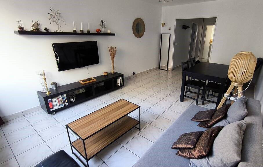 Appartement 3 pièces 72 m² · à Paris 19ème Arrondissement · 72 m² · 2 150 €