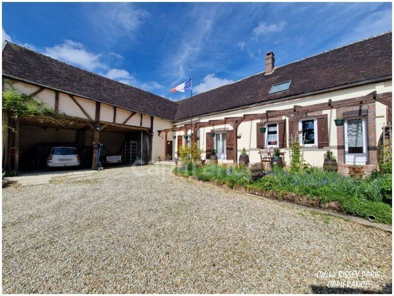Maison 6 pièces 227 m² · à Arces-Dilo · 227 m² · 314 000 €