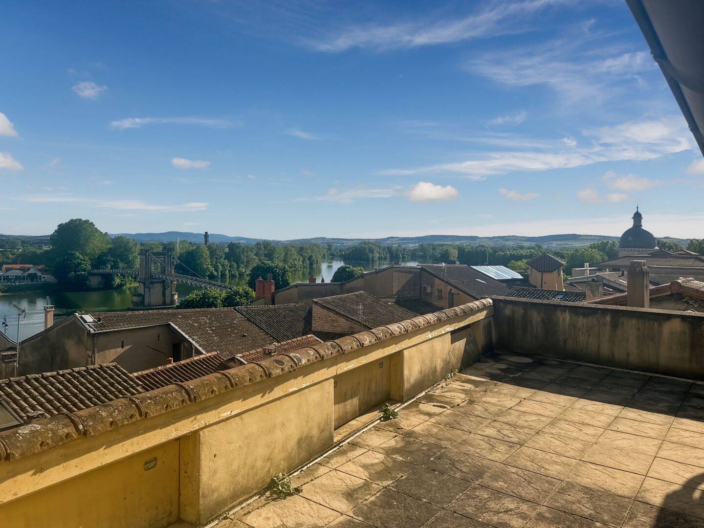 Appartement 5 pièces 125 m² · à Trévoux · 125 m² · 280 000 €