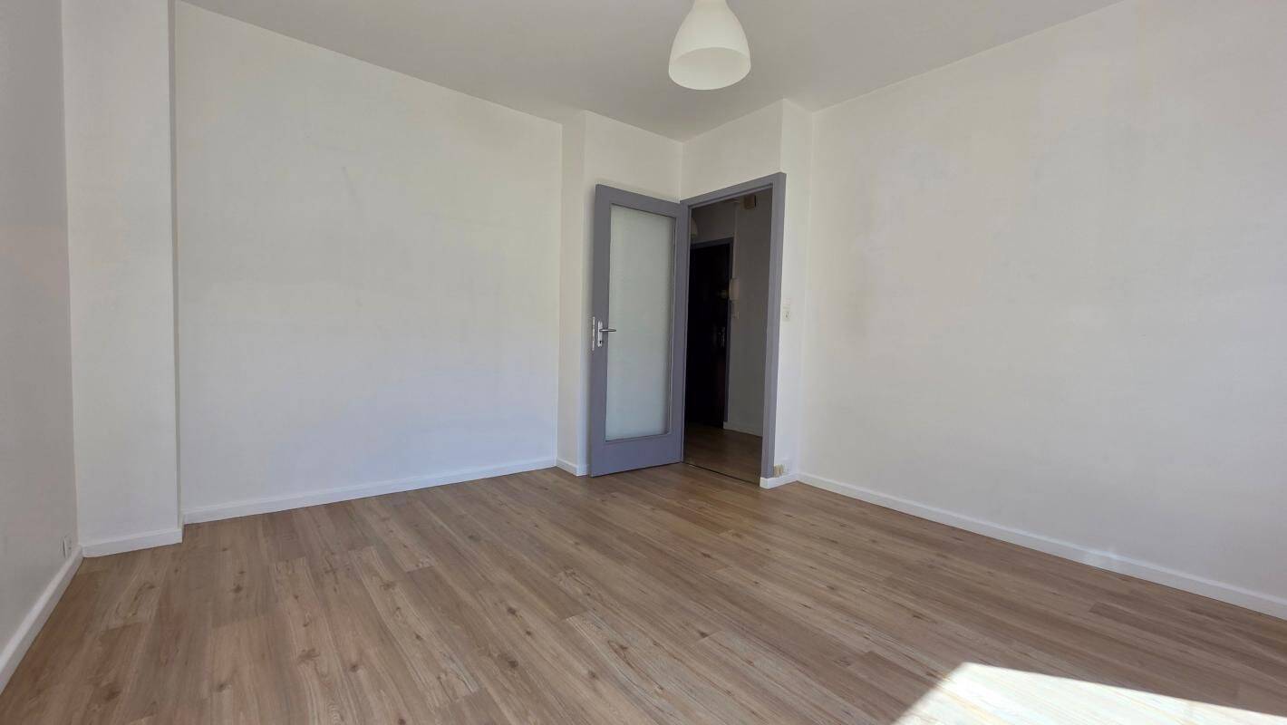 Appartement 3 pièces 59 m² · à Clermont-Ferrand · 59 m² · 133 000 €