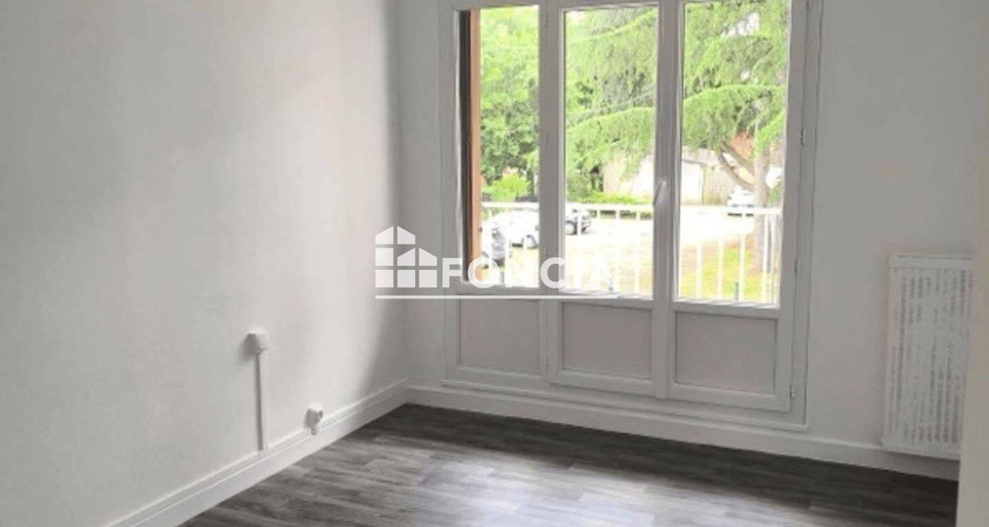 Appartement 2 pièces 55 m² · aux Mureaux · 54,9 m² · 849 €/mois