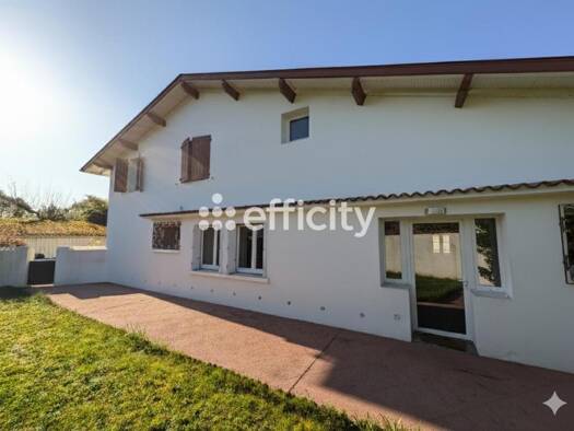 Appartement à vendre 212 000 € 5 pièces 4 chambres 143 m² RDC/2 Ouest-Centre Ville Saint-Pierre-du-Mont 40280