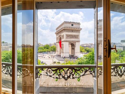 Appartement à vendre 3 999 800 € 4 pièces 2 chambres 180 m² Étage 4/4 Hoche-Friedland Paris 8ème arrondissement 75008