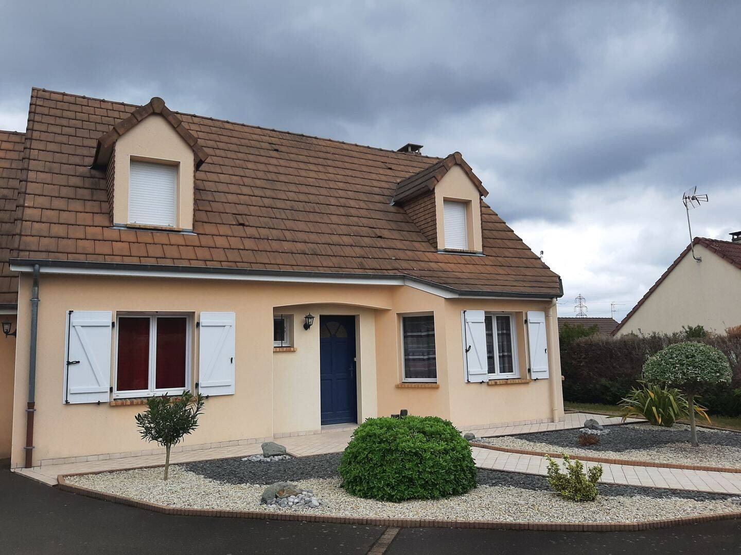 Maison 5 pièces 132 m² · à Champagné · 132 m² · 1 200 €