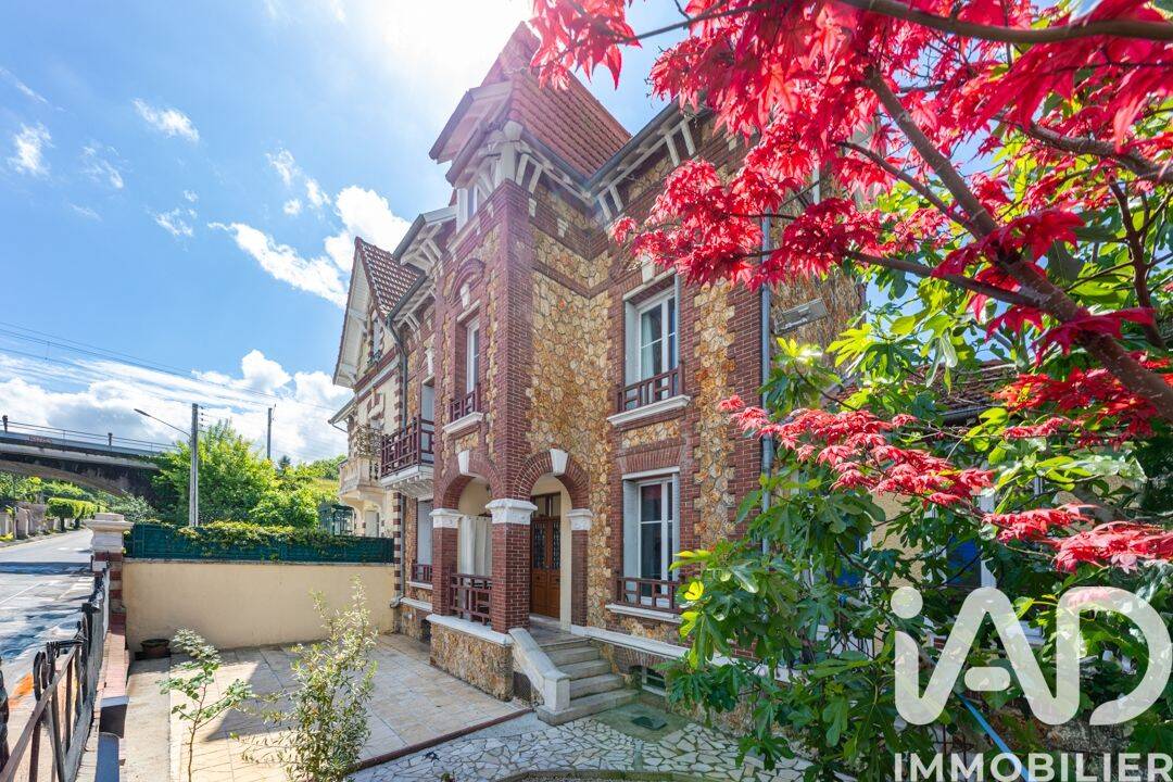 Maison 7 pièces 145 m² · à Mériel · 144,9 m² · 499 000 €