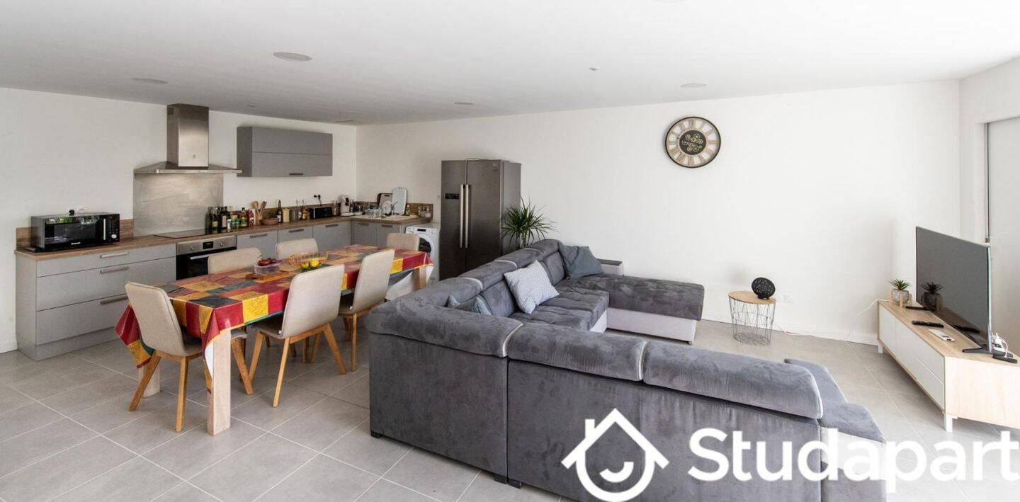 1 pièce 26 m² · à Caveirac · 26 m² · 490 €