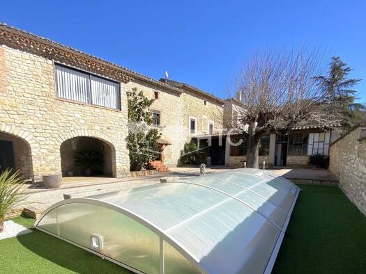 Maison à vendre 495 000 € 5 pièces 3 chambres 140 m² 3 300 m² de terrain Barjac 30430