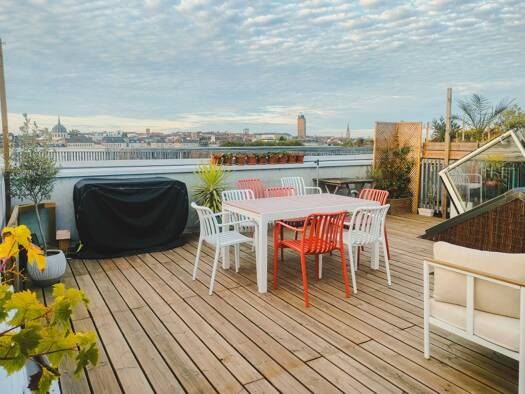 Appartement à vendre 390 000 € 4 pièces 3 chambres 79 m² Étage 5/5 ZA Sainte-Anne-Zone Portuaire Nantes 44200