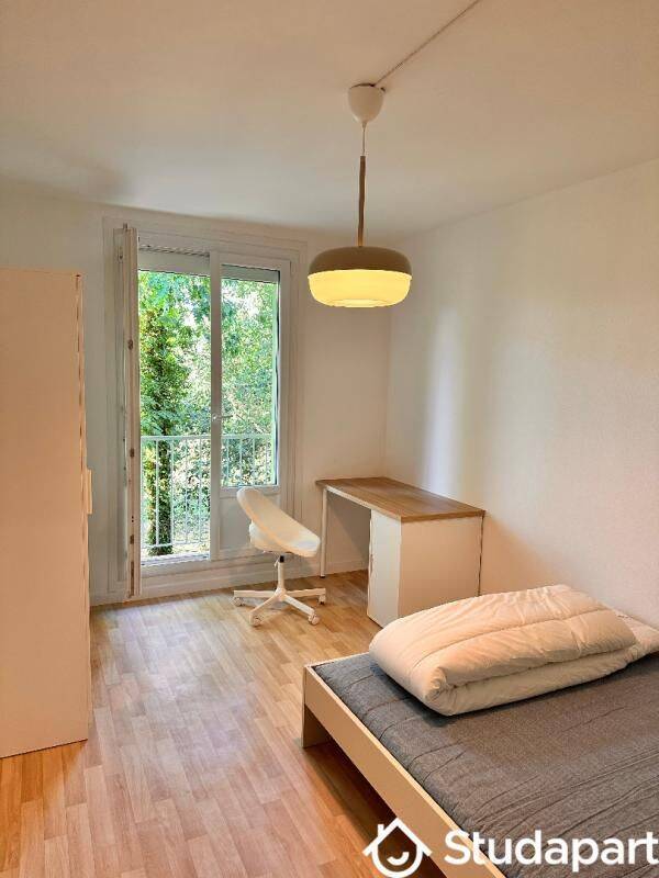 1 pièce 9 m² · à Rennes · 9 m² · 440 €