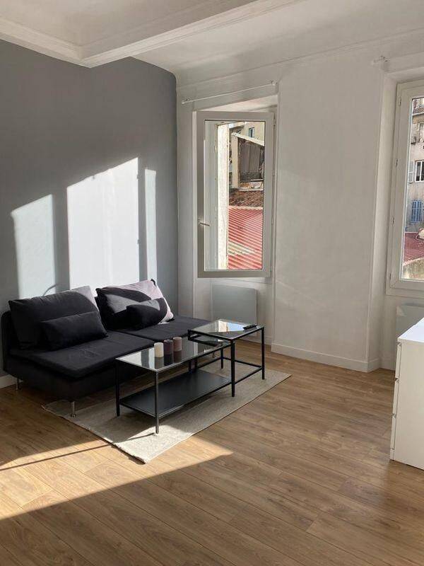 Appartement 2 pièces 27 m² · à Marseille 5ème Arrondissement · 27 m² · 719 €