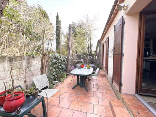 Maison de plain-pied à vendre 398 000 € 4 pièces 3 chambres 76 m² 168 m² de terrain Marseille 12ème arrondissement 13012