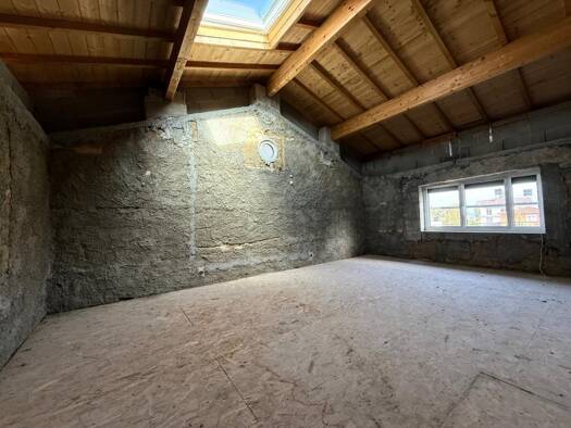 Duplex à vendre 165 000 € 3 pièces 2 chambres 82 m² Lentilly 69210