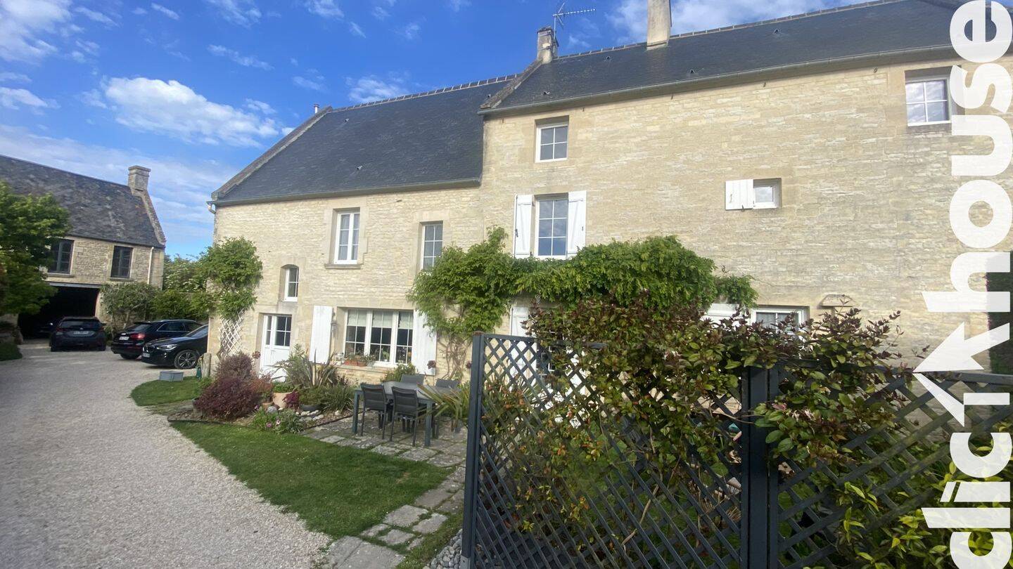 Maison 8 pièces 171 m² · à Le Fresne-Camilly · 171 m² · 420 000 €