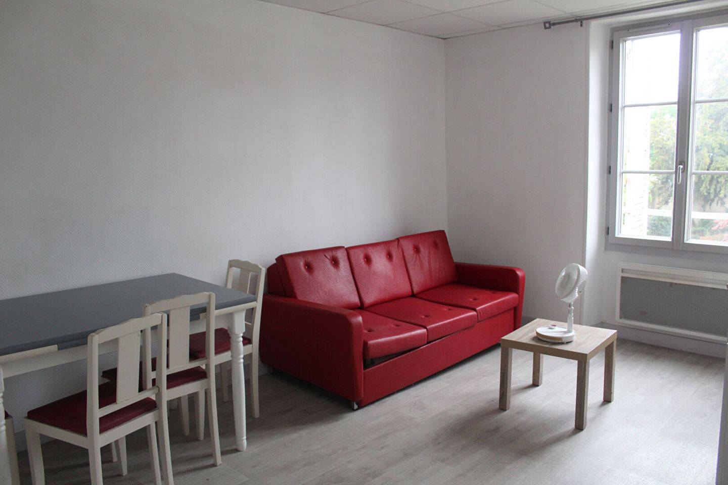 Appartement 2 pièces 37 m² · à Auxerre · 37 m² · 390 €/mois