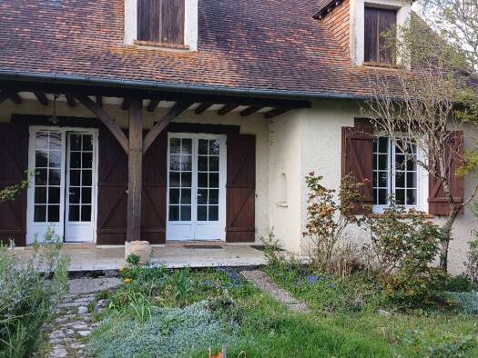 Maison à vendre 198 000 € 7 pièces 5 chambres 140 m² 900 m² de terrain Ribérac 24600