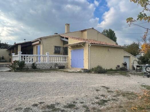 Maison de plain-pied à vendre 390 000 € 5 pièces 4 chambres 85 m² 2 500 m² de terrain Saint-Michel-l'Observatoire 04870