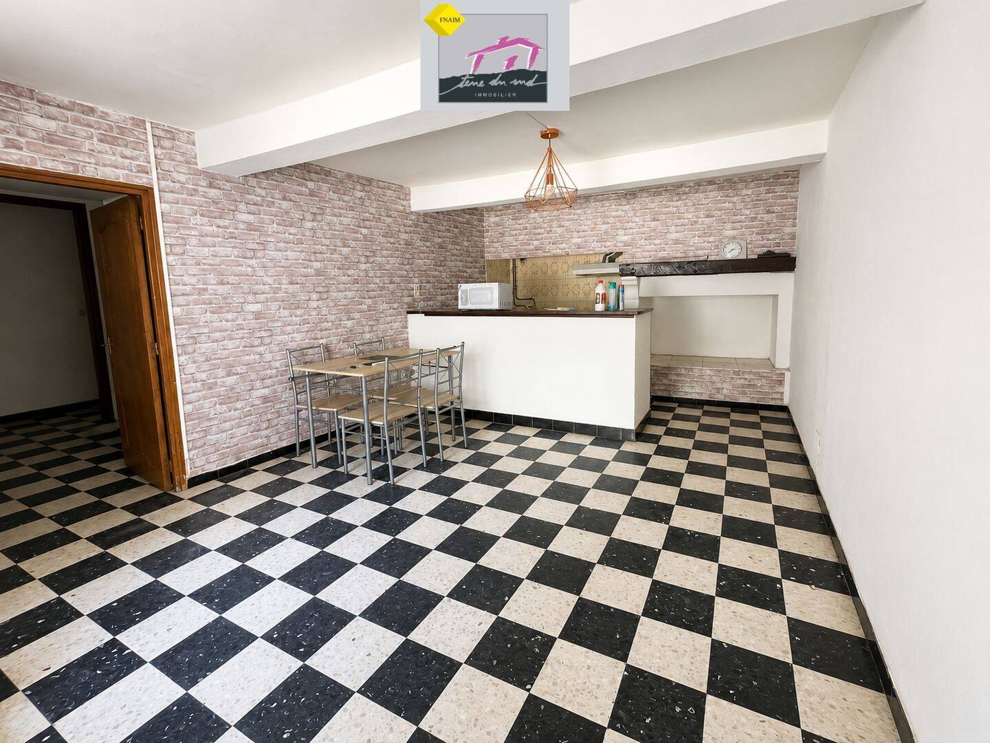 Maison 4 pièces 75 m² · à Moux · 75 m² · 60 000 €