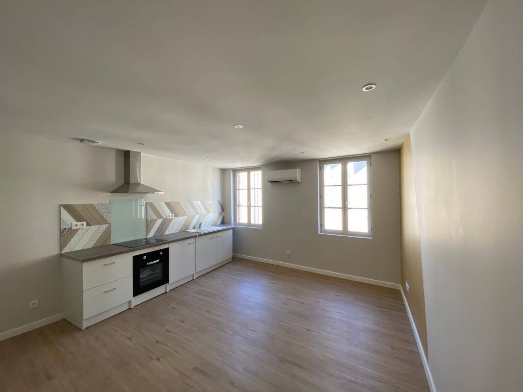 Appartement 2 pièces 42 m² · à Castres · 42 m² · 540 €