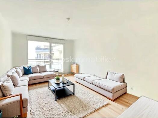 Appartement à vendre 285 000 € 4 pièces 3 chambres 85 m² Étage 4/6 Bergonie-Freres Lumiere Fresnes 94260