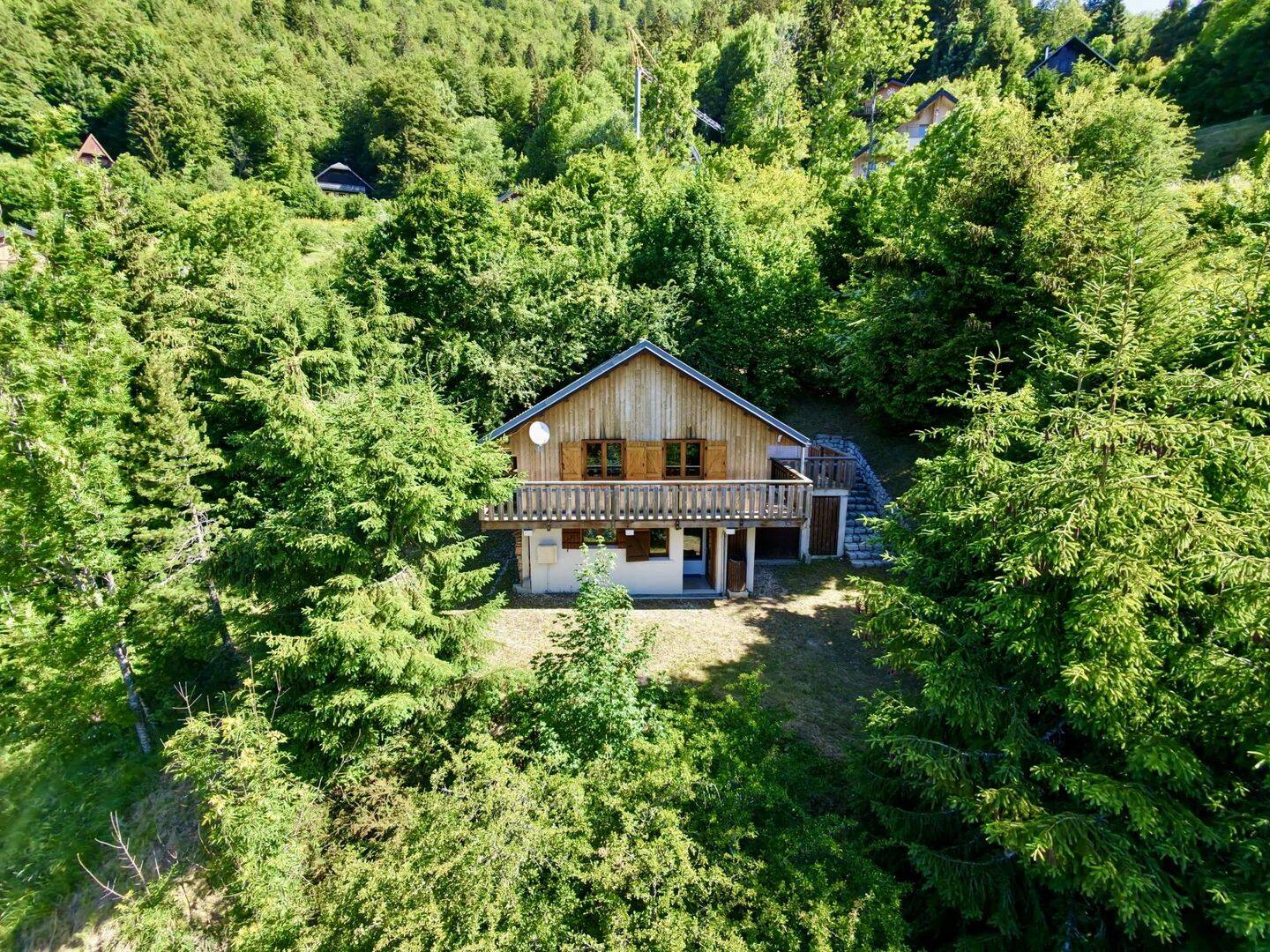 Maison 6 pièces 70 m² · à Aillon-le-Jeune · 70 m² · 337 000 €