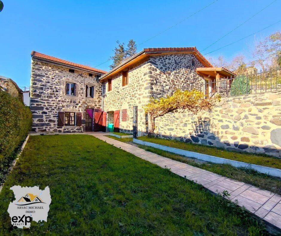 Maison 6 pièces 176 m² · à Chadron · 175,7 m² · 145 000 €