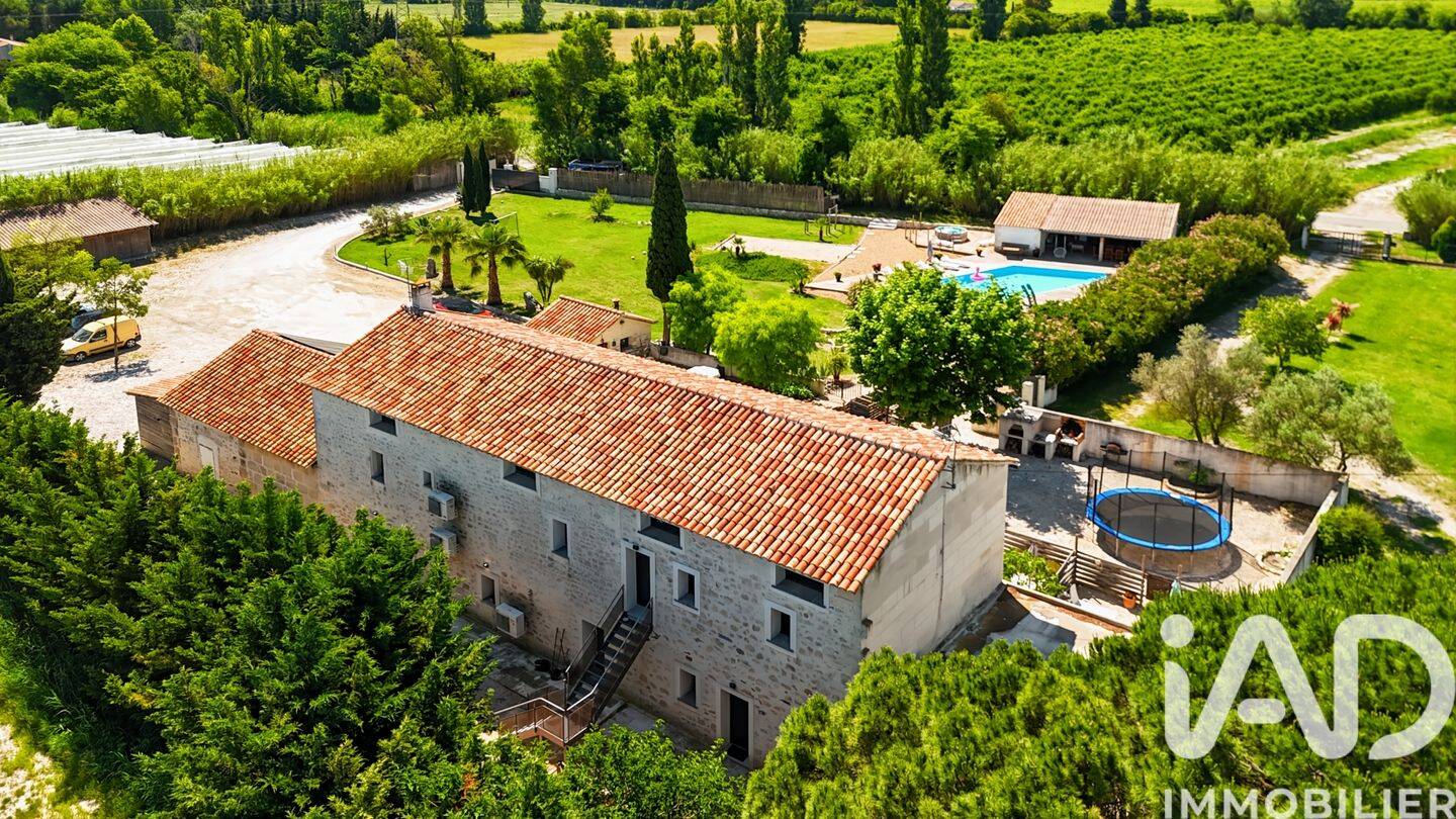 Maison 12 pièces 370 m² · à Arles · 370 m² · 1 190 000 €