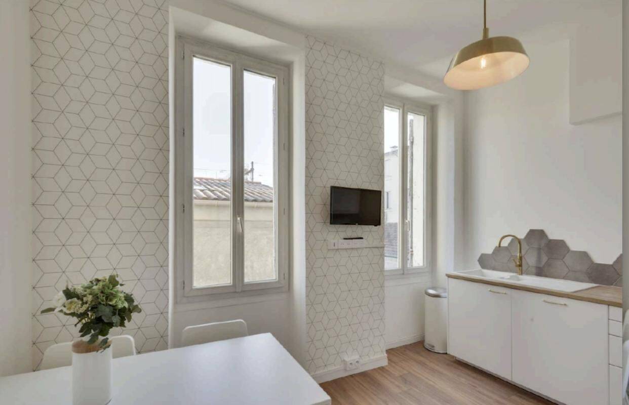 4 pièces 75 m² · à Marseille 1er Arrondissement · 75 m² · 520 €/mois