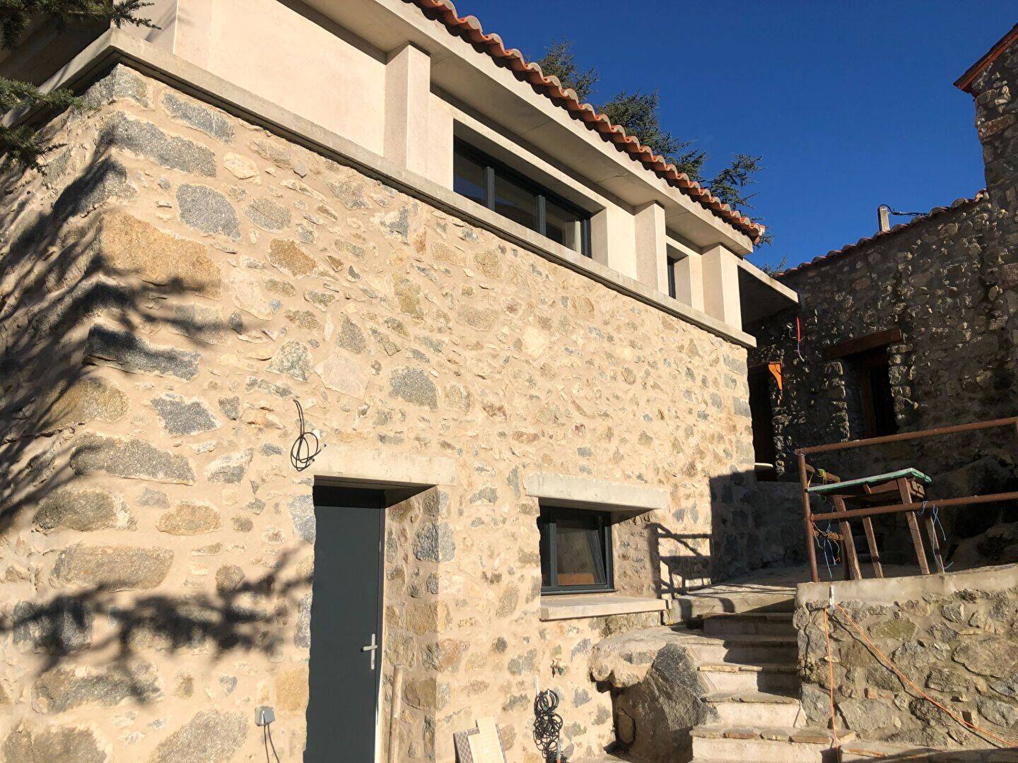Appartement 3 pièces 70 m² · à Serralongue · 70 m² · 850 €