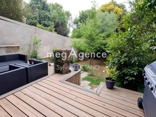 Maison à vendre 359 000 € 6 pièces 3 chambres 175 m² 181 m² de terrain Temps Perdu-La Trinque Manosque 04100