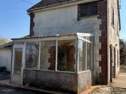 Maison à vendre 105 000 € 2 chambres 83 m² 3 051 m² de terrain Saint-Maurice-sur-Aveyron 45230