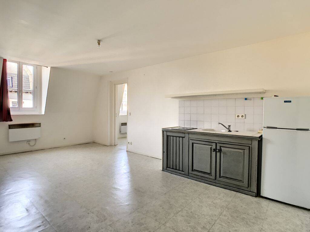 Appartement 2 pièces 36 m² · à Lille · 35,8 m² · 587 €