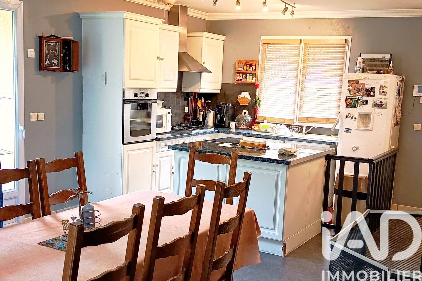 Maison 6 pièces 122 m² · à Renaison · 122 m² · 310 000 €
