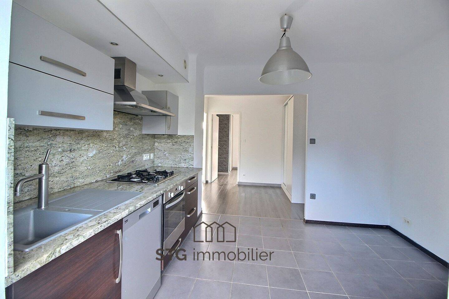 Appartement 4 pièces 84 m² · à Ajaccio · 84,4 m² · 262 500 €