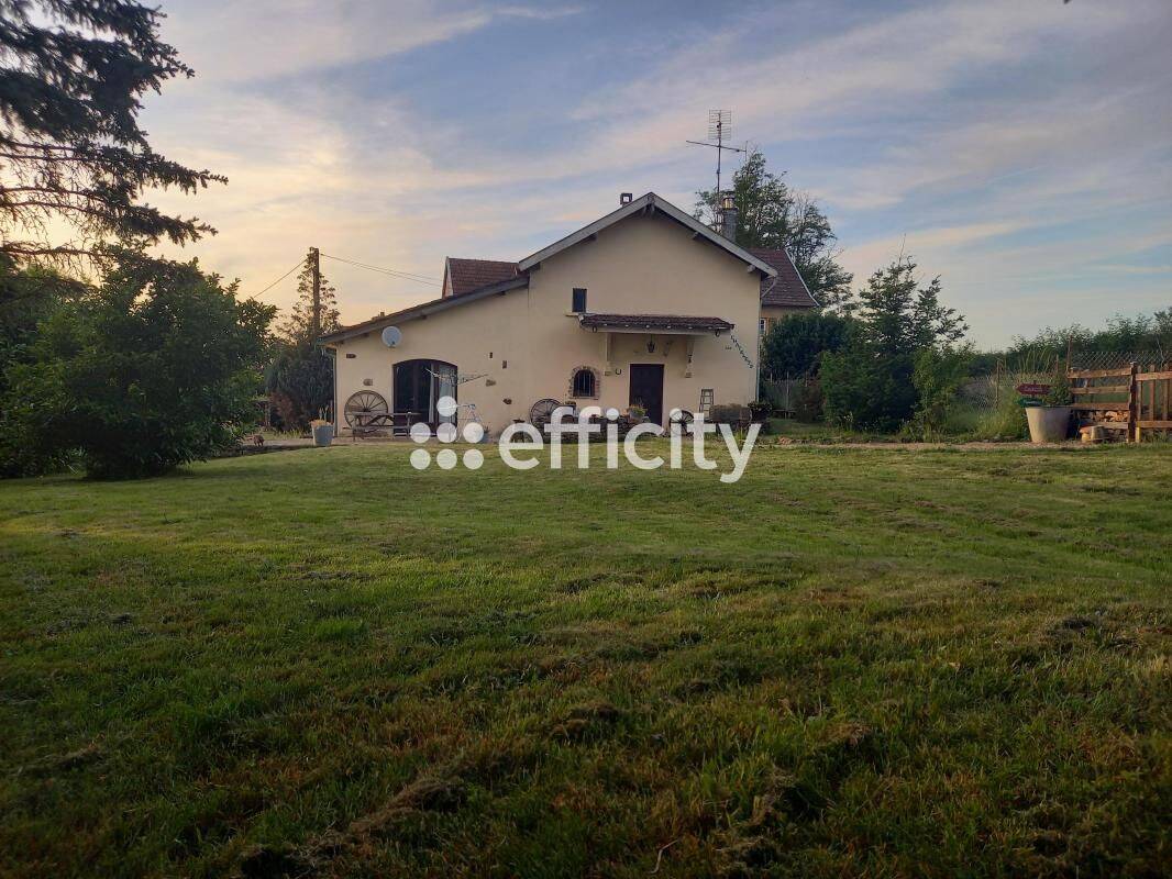 Maison 3 pièces 108 m² · à Colombier-en-Brionnais · 108 m² · 159 000 €
