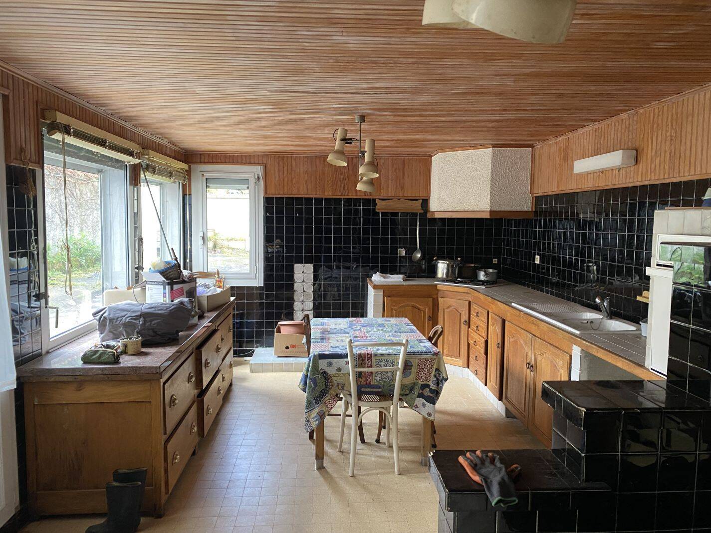 Maison 11 pièces 200 m² · à Villeneuve-d'Olmes · 200 m² · 158 000 €