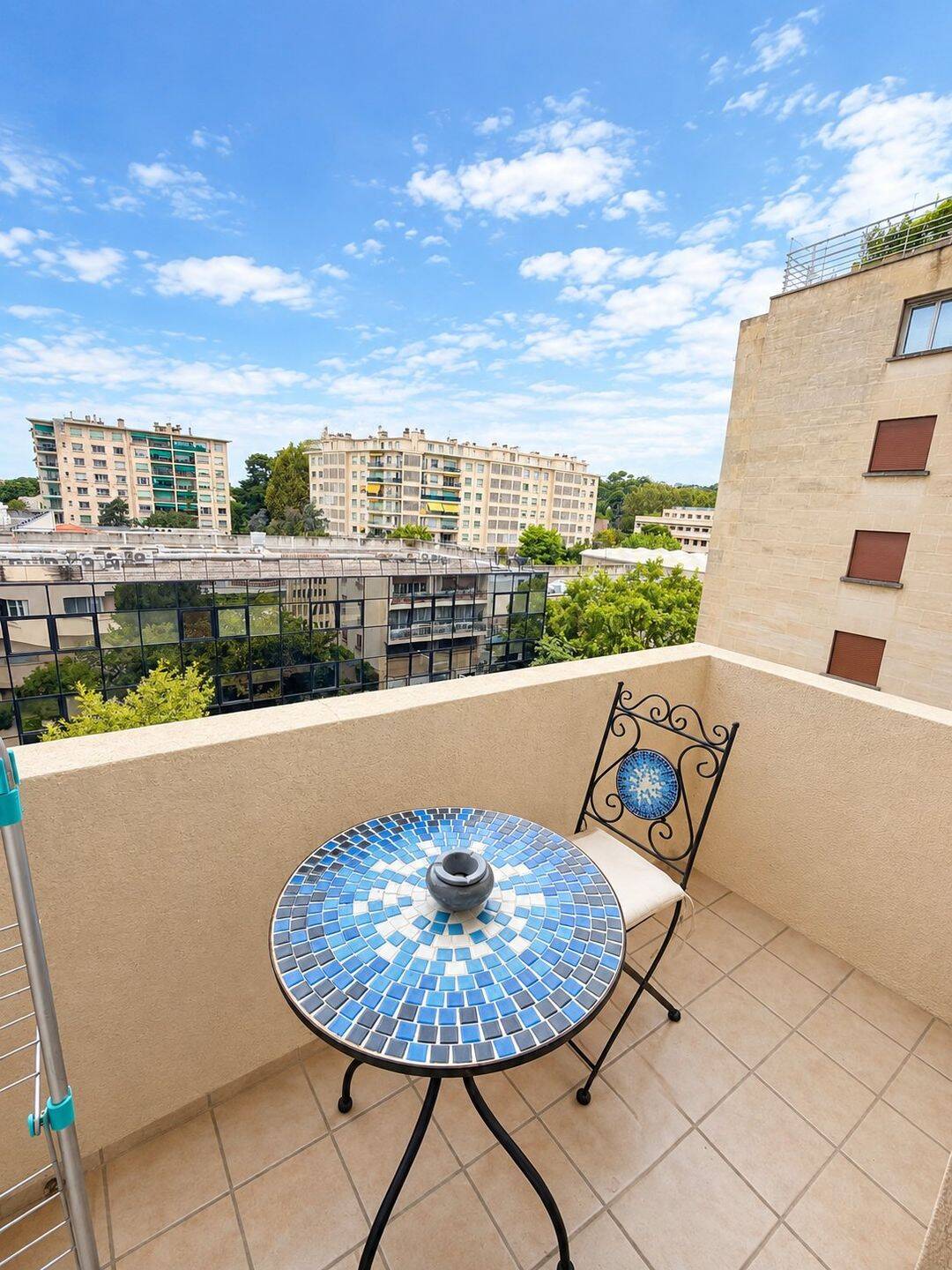 Appartement 3 pièces 49 m² · à Marseille 8ème Arrondissement · 48,9 m² · 1 570 €/mois