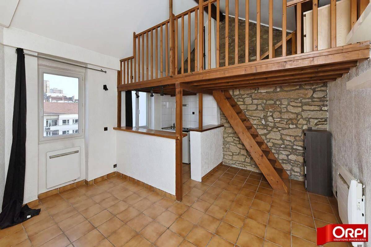 Appartement 1 pièce 30 m² · à Lyon 6ème Arrondissement · 30,3 m² · 605 €