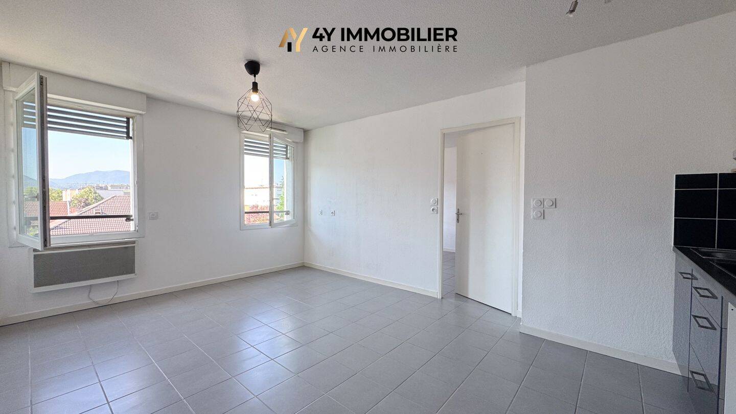 Appartement 2 pièces 40 m² · à Grenoble · 40,3 m² · 665 €