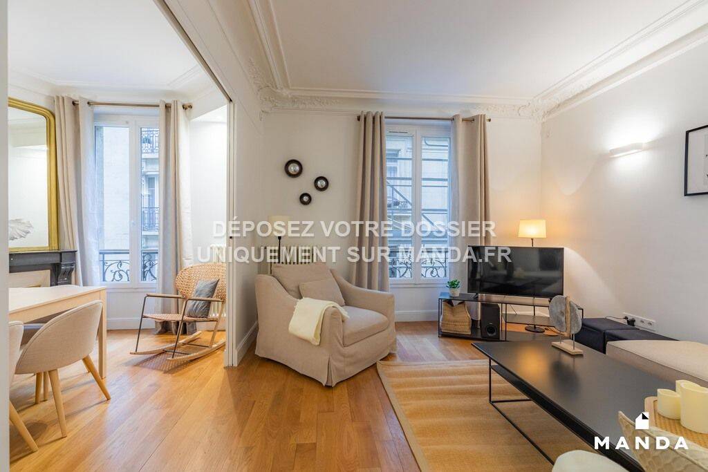 Appartement 2 pièces 69 m² · à Paris 16ème Arrondissement · 69 m² · 2 490 €