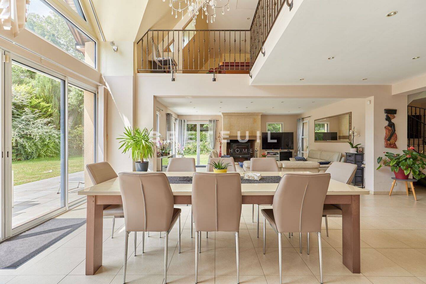Maison 6 pièces 187 m² · à Pennedepie · 187 m² · 798 000 €