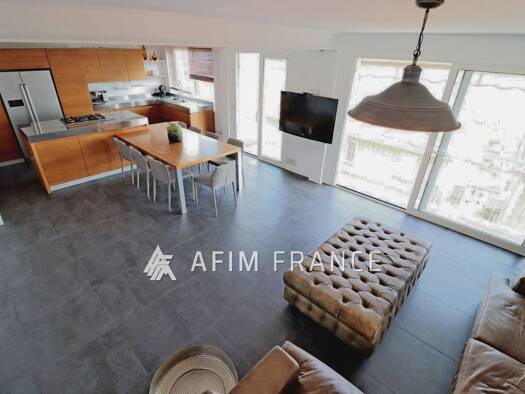 Appartement à vendre 1 490 000 € 5 pièces 4 chambres 150 m² 1er étage Beausoleil 06240