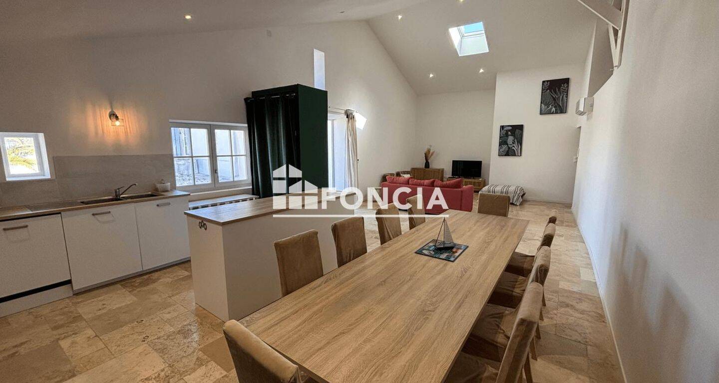 Maison 5 pièces 124 m² · à Saint-Pierre-d'Oléron · 123,8 m² · 270 000 €