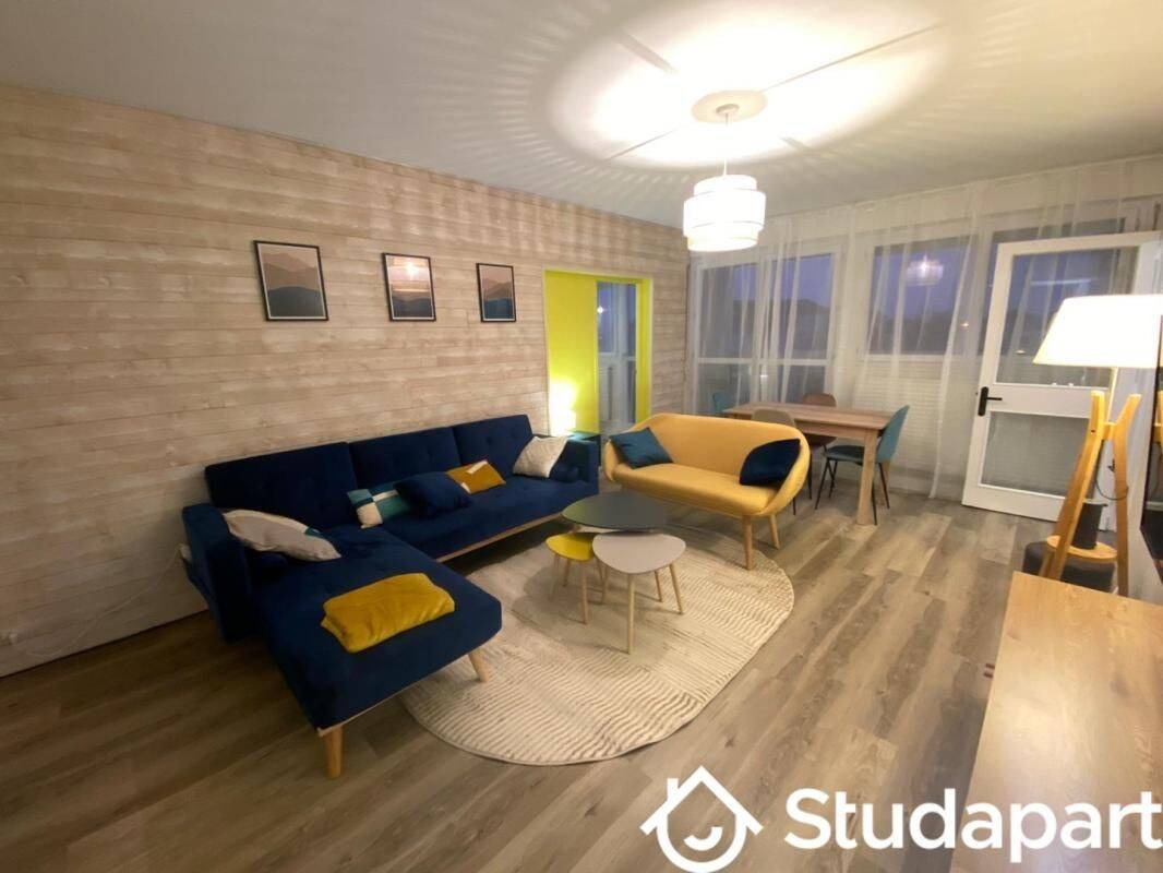 1 pièce 10 m² · à Rezé · 10 m² · 500 €