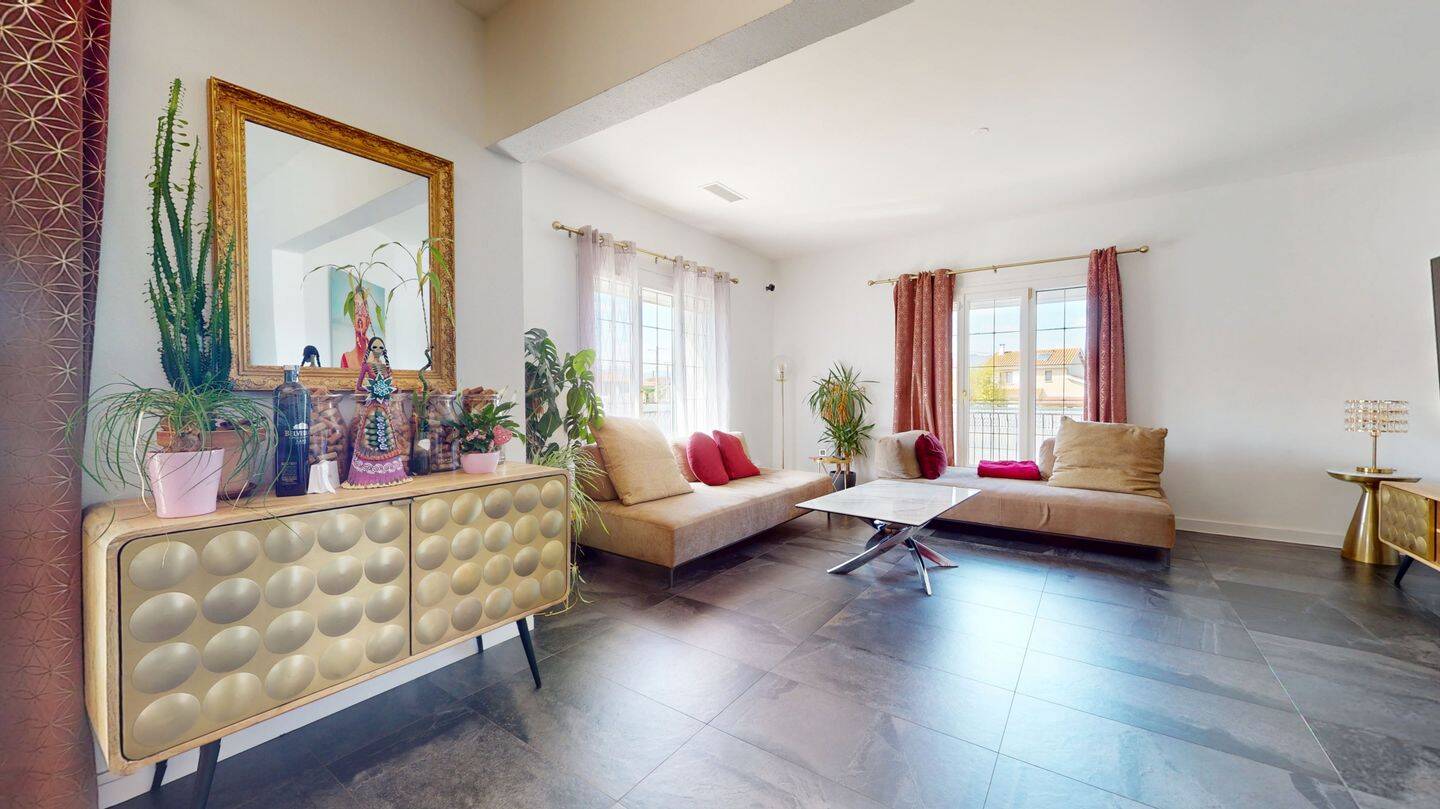 Maison 6 pièces 150 m² · à Charbonnières-les-Bains · 150 m² · 650 000 €