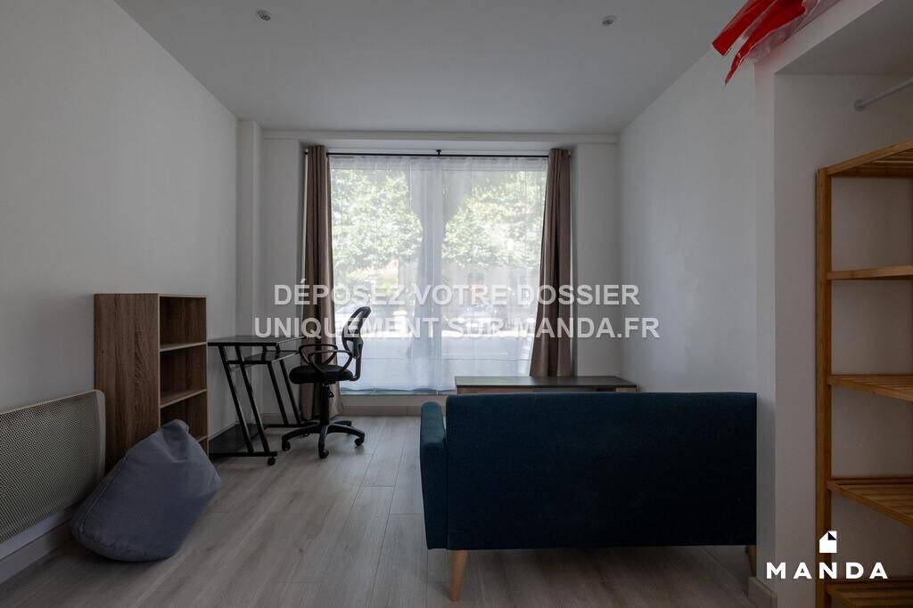 4 pièces 16 m² · à Pau · 16 m² · 345 €