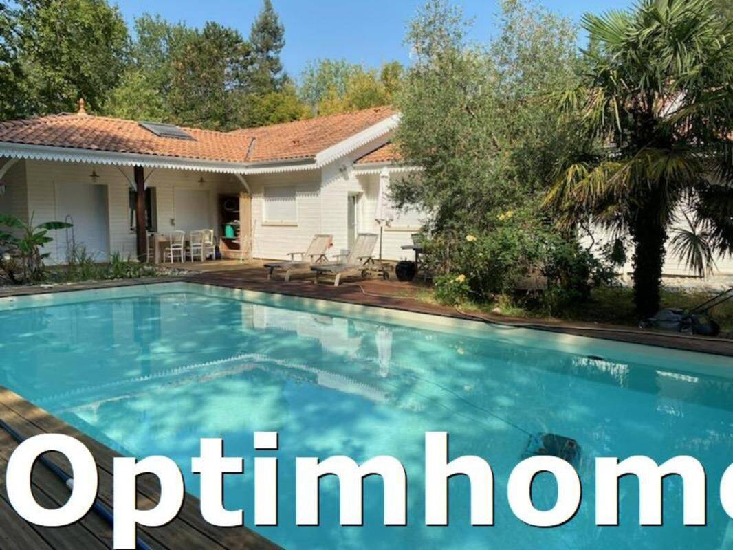 Maison 8 pièces 220 m² · à Blanquefort · 220 m² · 825 000 €