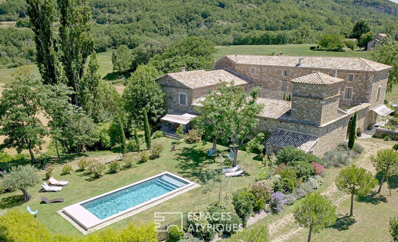 Maison 15 pièces 815 m² · à Rochebaudin · 815 m² · 2 595 000 €